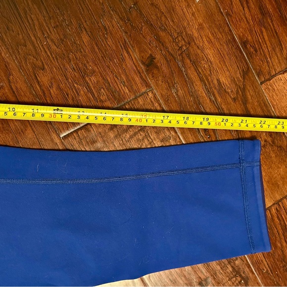 Lululemon work out pants. Reversible. Blue on one side, purple on the other. - Picture 6 of 7